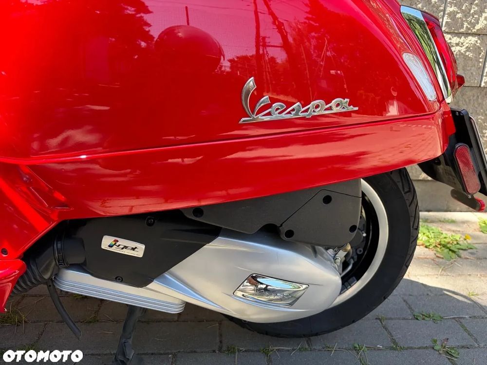 Vespa GTS - 9