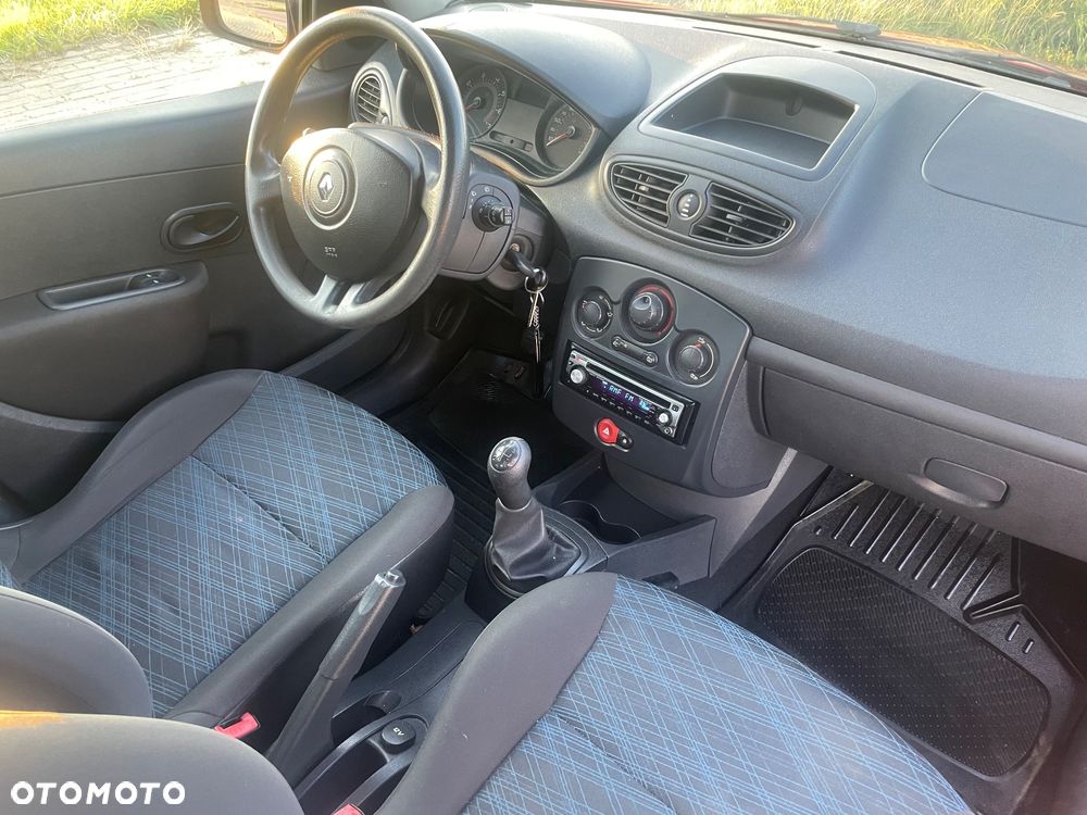 Renault Clio 1.2 16V Wind - 14