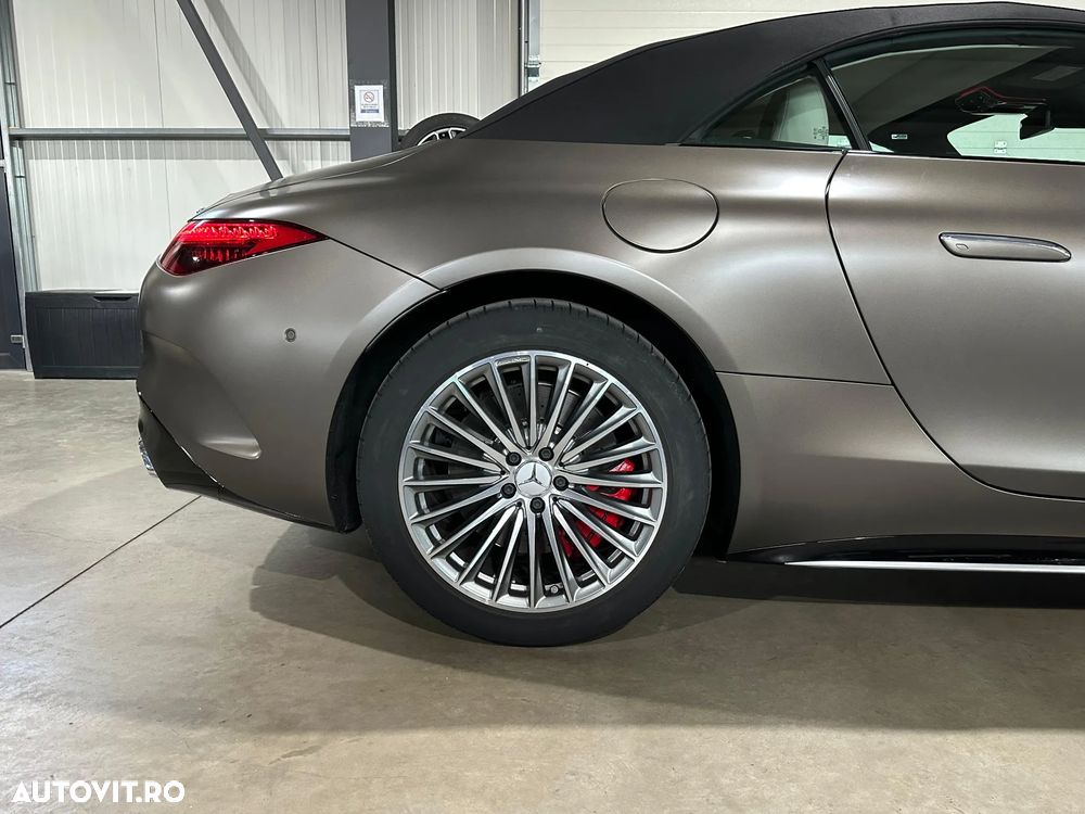 Mercedes-Benz SL 55 AMG 4Matic+ Speedshift MCT 9G - 31