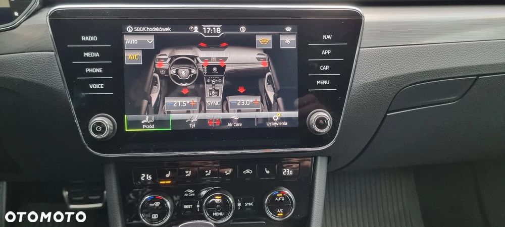 Skoda Superb 2.0 TDI SCR Style DSG - 37