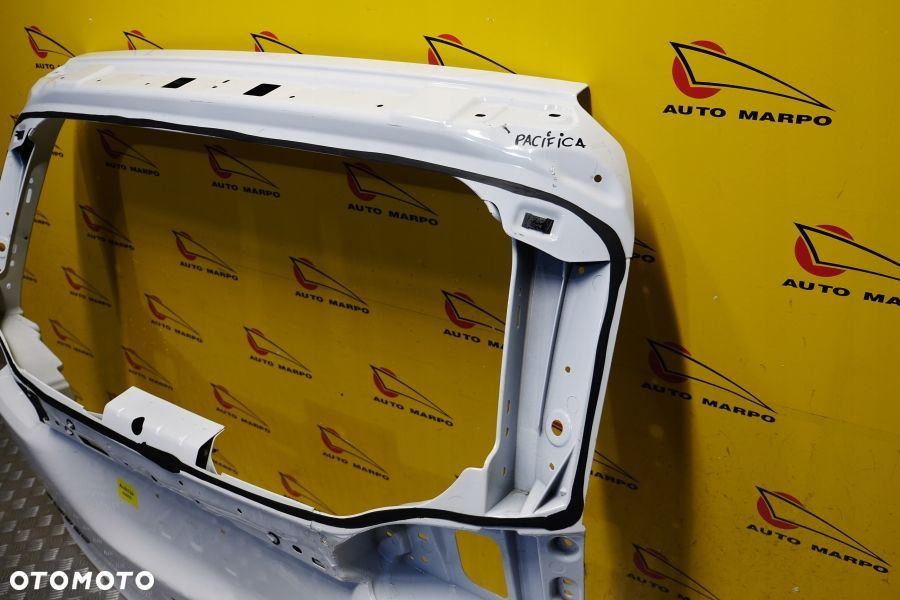 CHRYSLER PACIFICA 2017- KLAPA TYŁ BAGAŻNIKA USA - 13