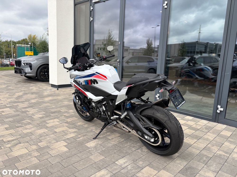 BMW XR - 7