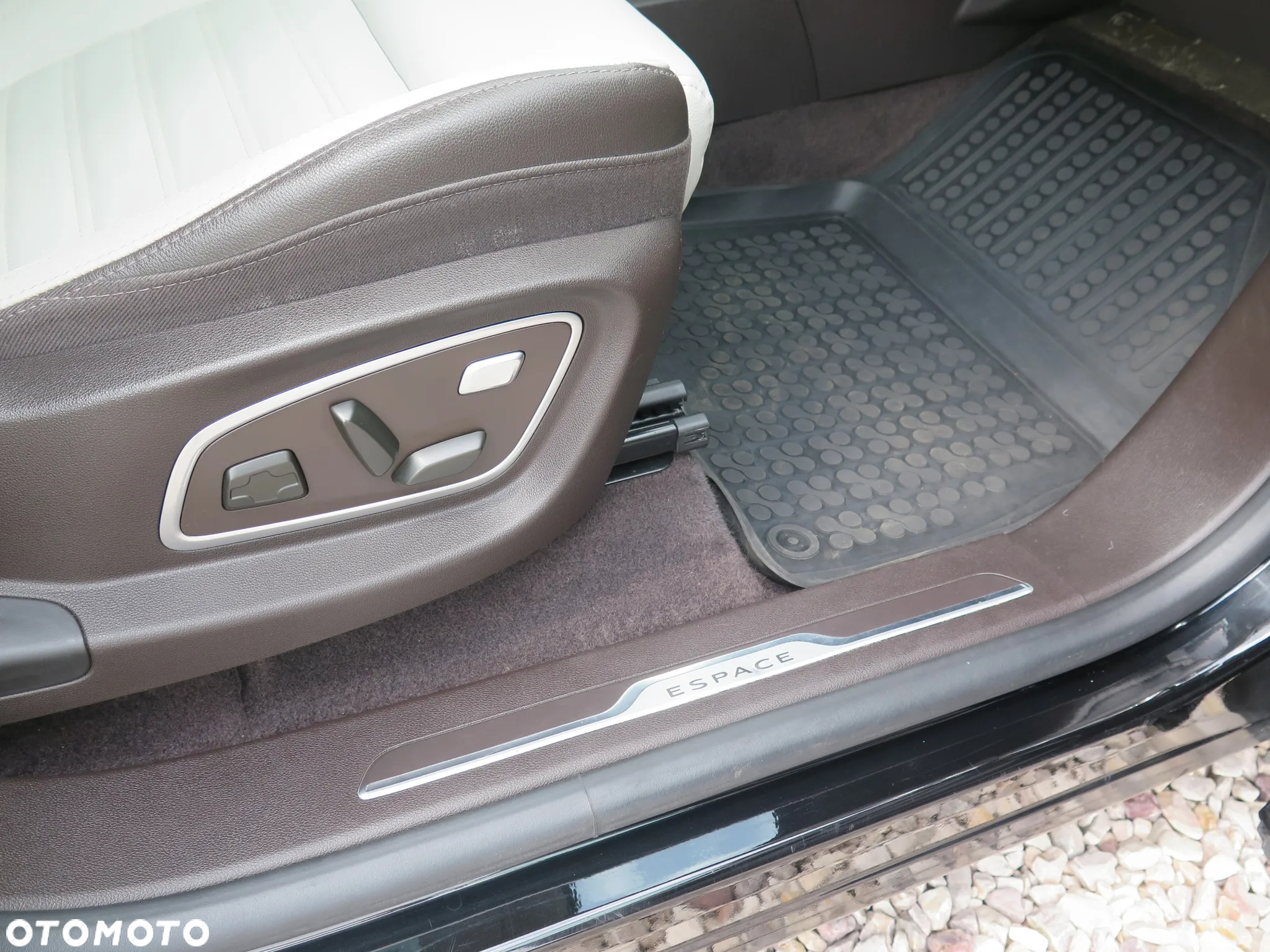 Renault Espace 1.8 TCe Energy Magnetic EDC 7os - 31