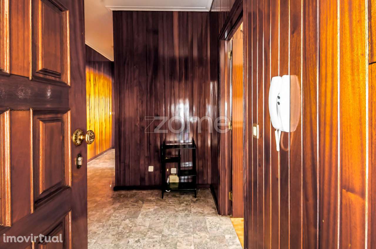 T3 Espaçoso e Cheio de Potencial no Coração Vibrante de Chaves! - Grande imagem: 5/34