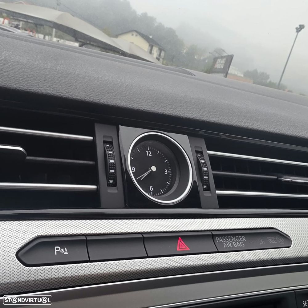 VW Passat 2.0 TDI Confortline - 9