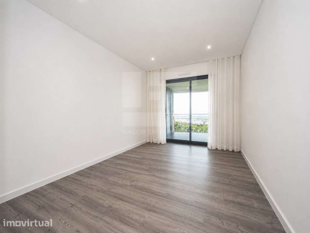 Apartamento T4 à venda na Serra de Carnaxide - Grande imagem: 4/22