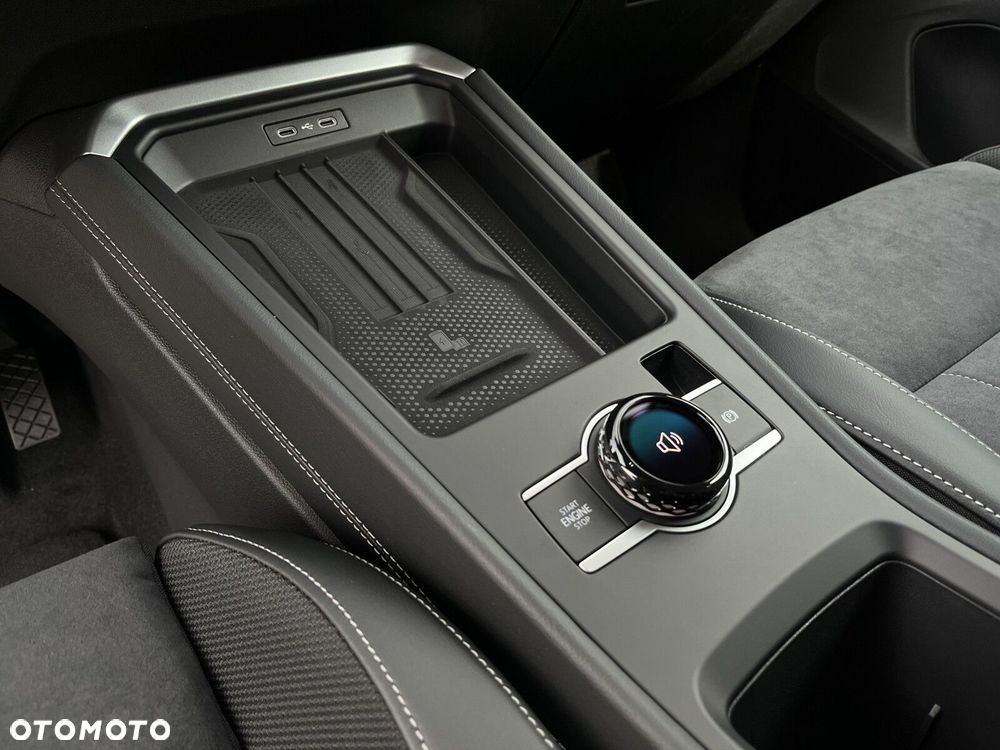 Volkswagen T-Roc - 24