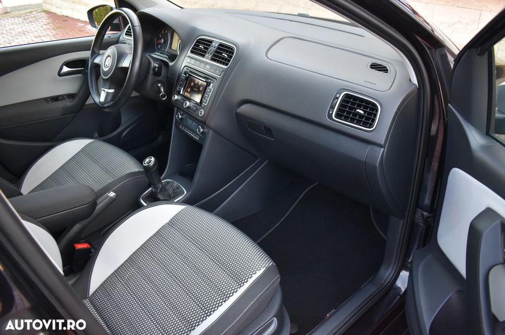 Volkswagen Polo - 7
