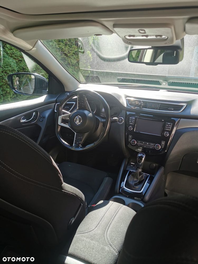 Nissan Qashqai 1.2 DIG-T N-Connecta Xtronic EU6 - 8