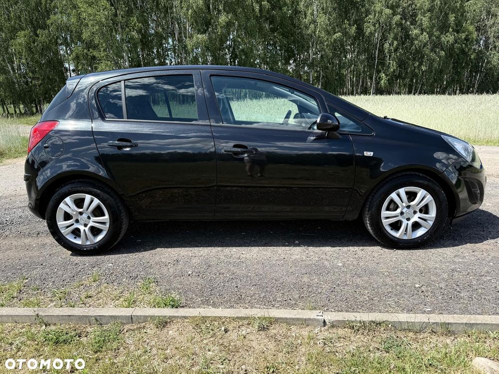 Opel Corsa 1.2 16V Cosmo - 13