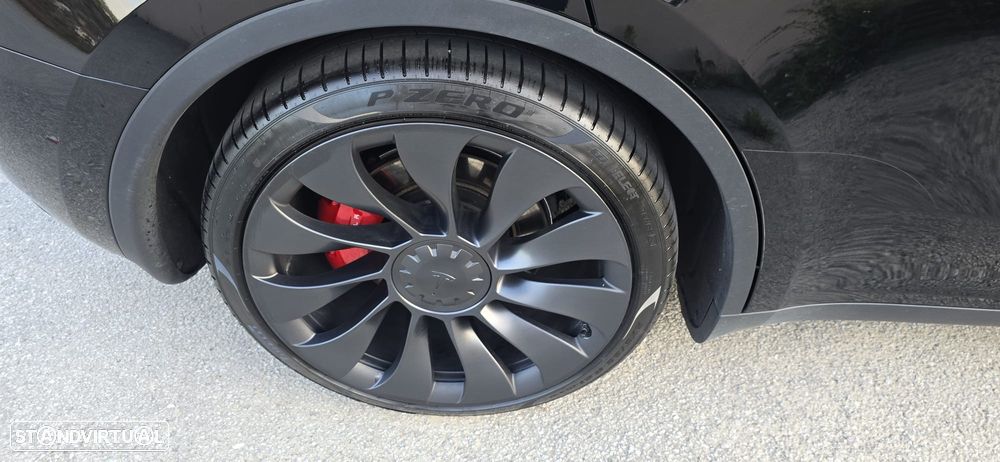 Tesla Model Y Performance Tração Integral - 9