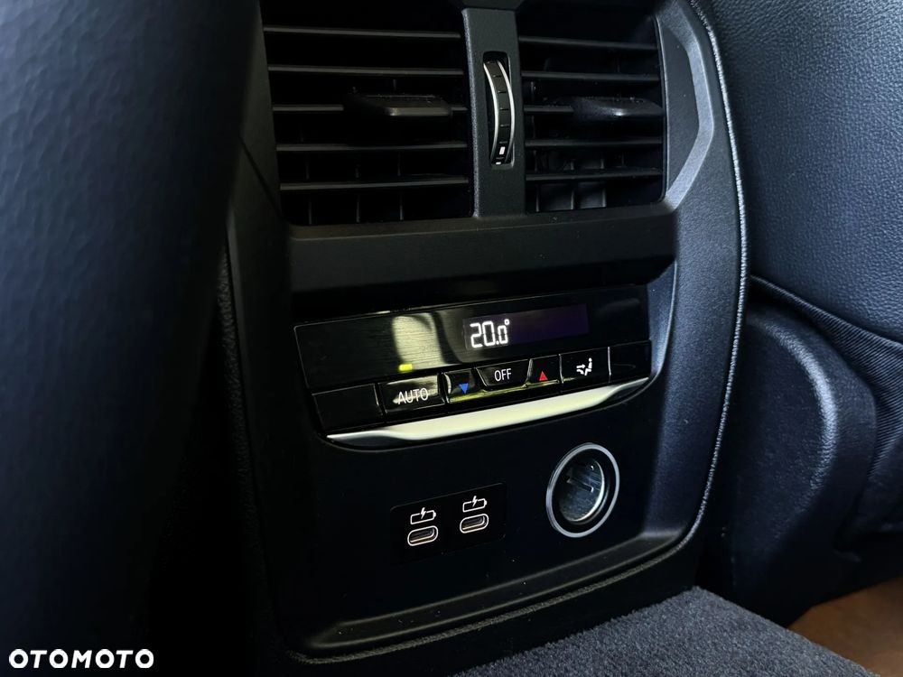 BMW Seria 3 320i GPF Luxury Line - 18
