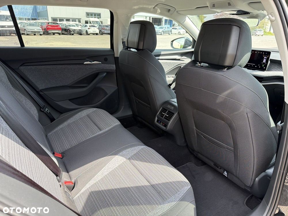 Skoda Superb 1.5 TSI Plug-in Hybrid Drive DSG - 21