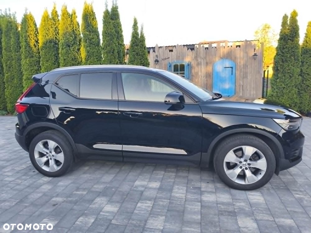 Volvo XC 40 D4 AWD Geartronic Momentum Pro - 7