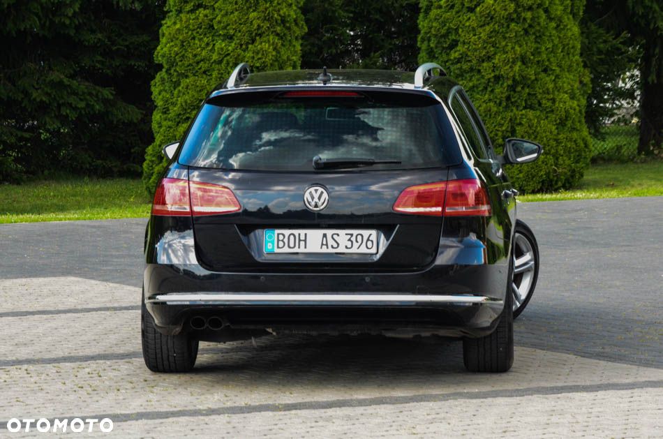 Volkswagen Passat Variant 2.0 TDI DSG BlueMotion Technology R-Line - 19