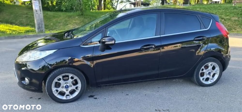 Ford Fiesta 1.4 Champions Edition - 1