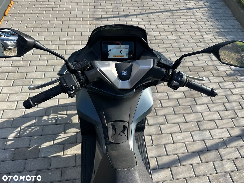 Honda PCX - 8