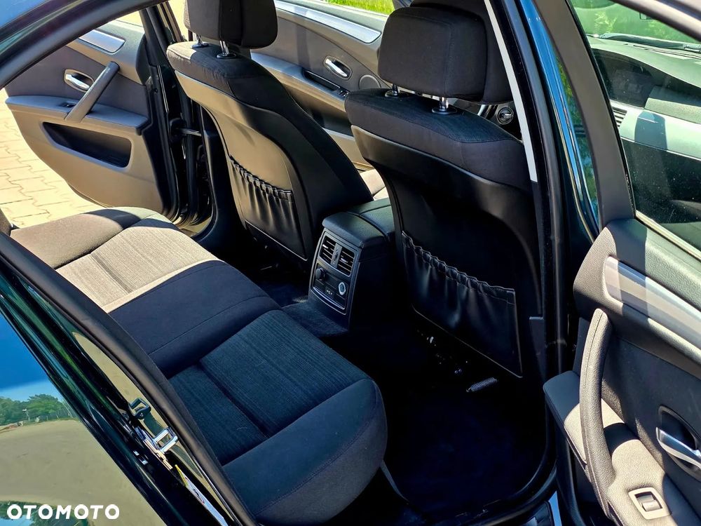 BMW Seria 5 520d - 2