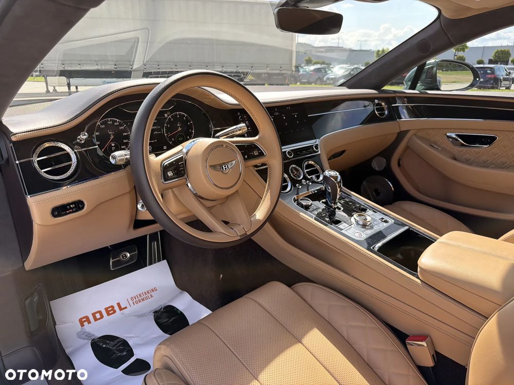 Bentley Continental GT - 10