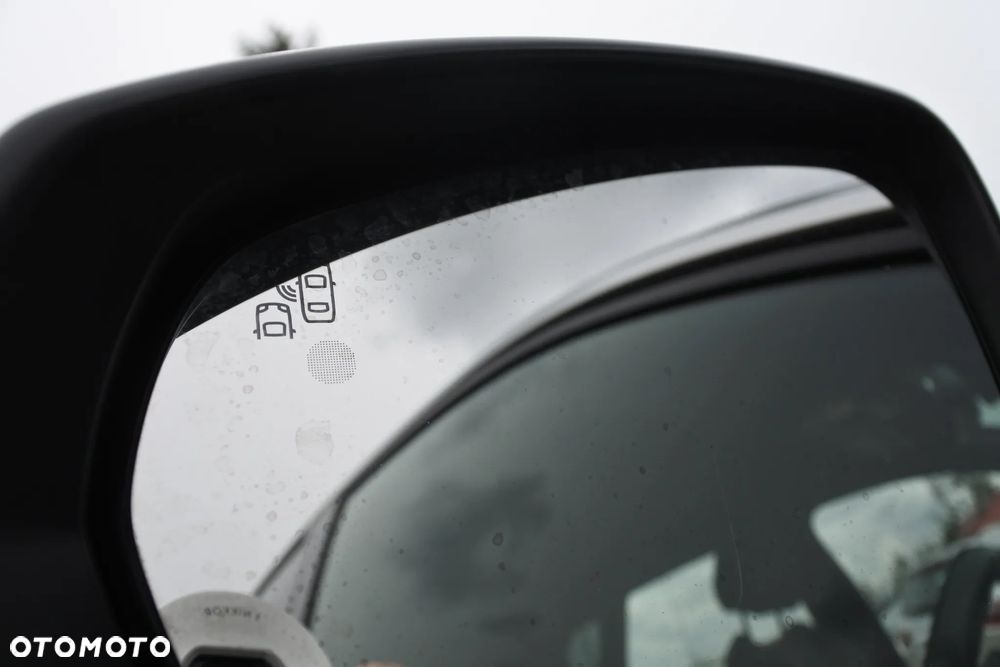 Peugeot 3008 1.5 BlueHDi Allure S&S EAT8 - 32