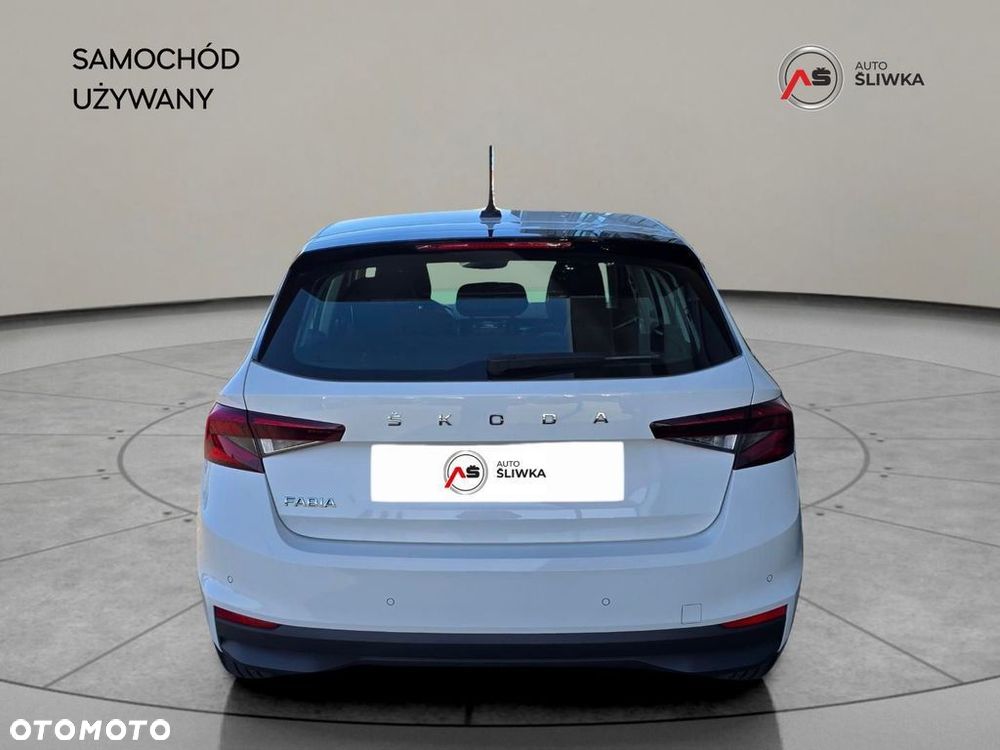 Skoda Fabia 1.0 Ambition - 4