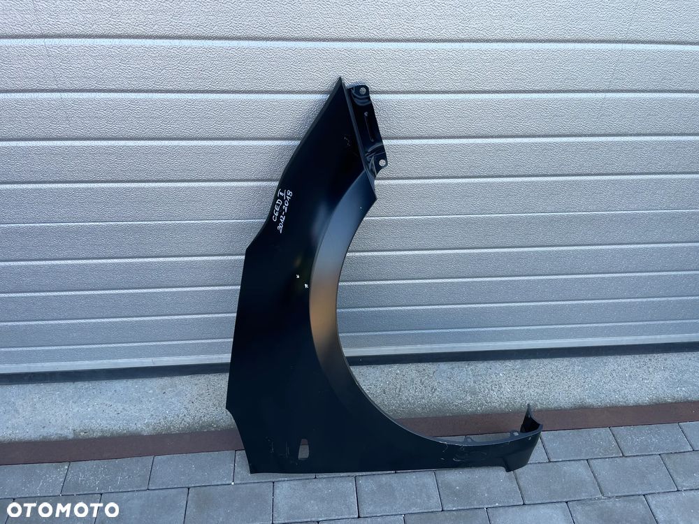 BŁOTNIK PRZEDNI PRAWY KIA CEED II  2012-2018 - NOWY - 1