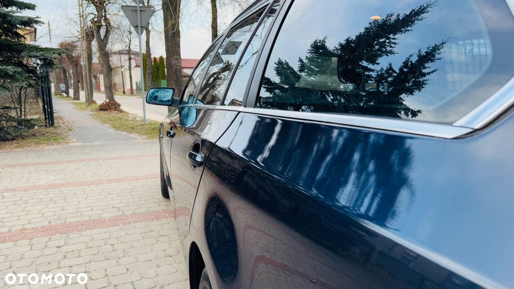 BMW Seria 5 520d Edition Fleet Sport - 10