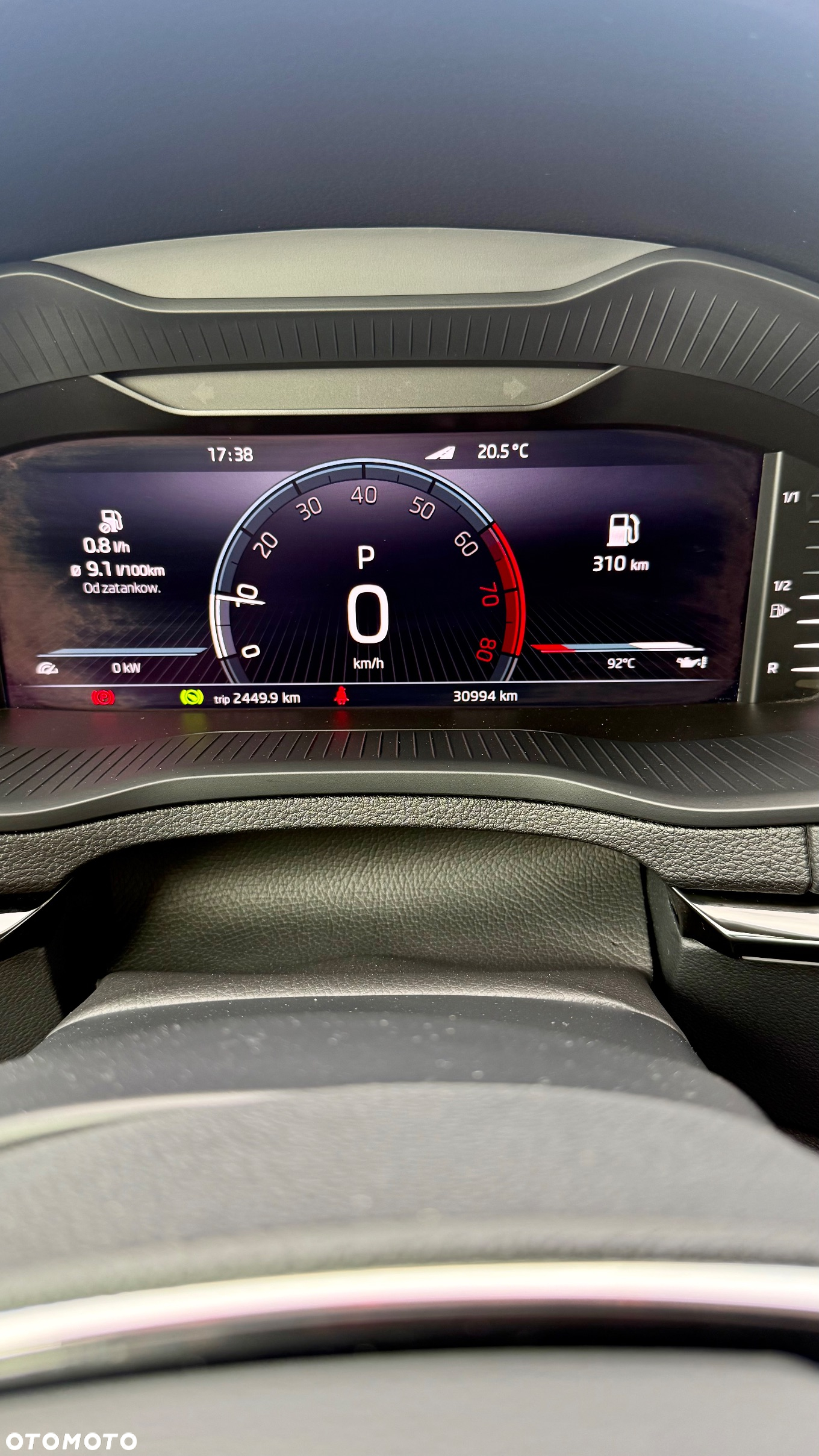 Skoda Karoq 1.5 TSI ACT 4x2 Style DSG - 23
