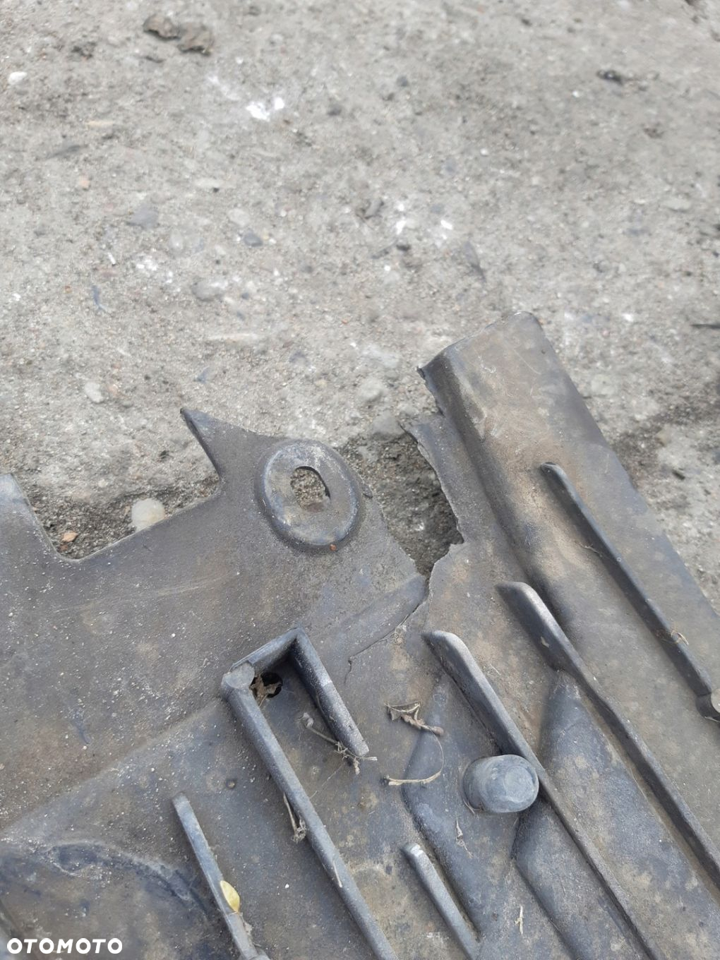 AUDI A4 B8 OSŁONA PŁYTA POD ZDERZAK 8K0807233 - 3