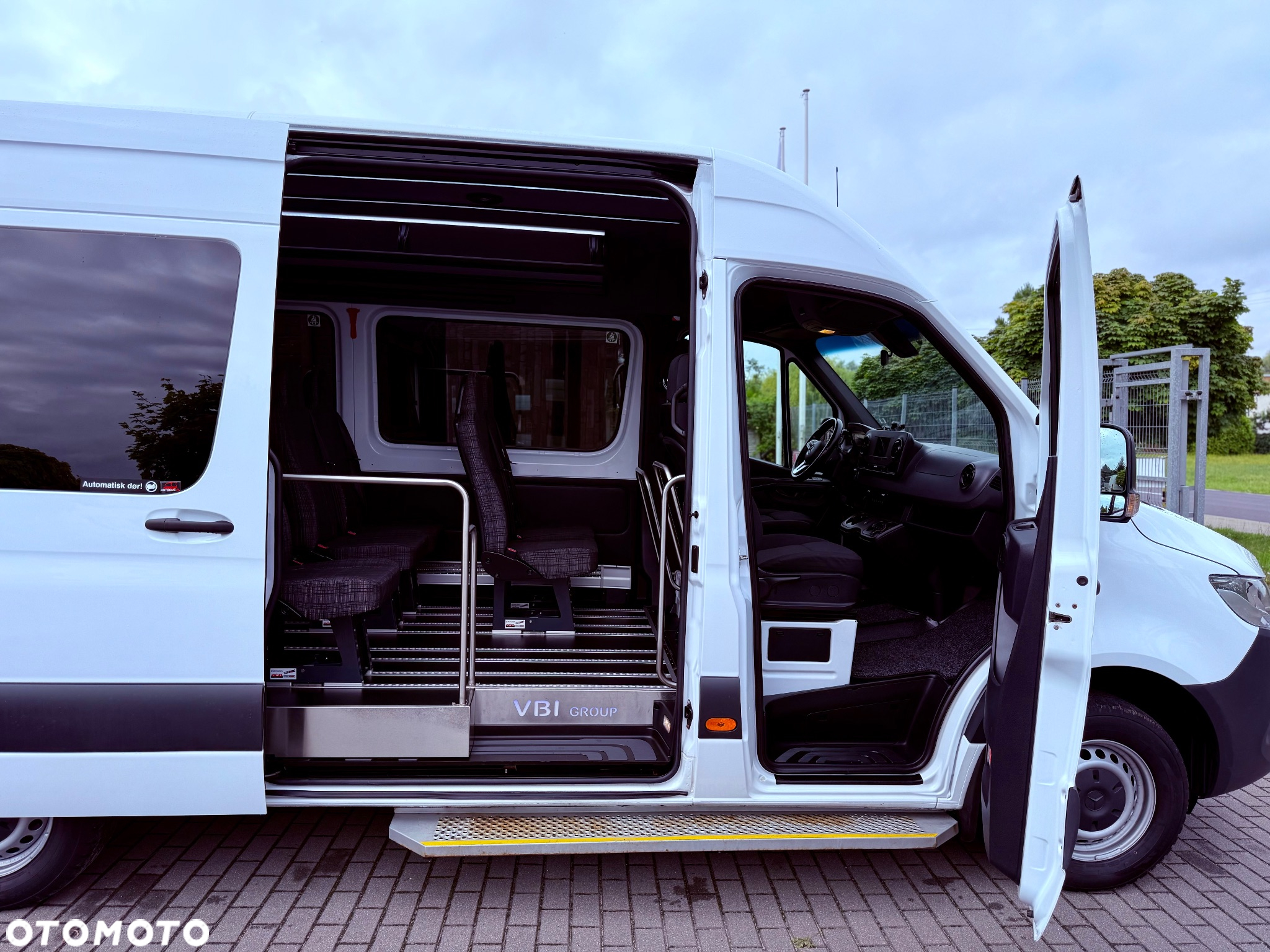 Mercedes-Benz Sprinter 317 CDI Long BASE 9G-Tronic 907.235 - 14