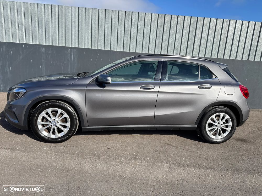 Mercedes-Benz GLA 220 ver-cdi-style-aut- - 3