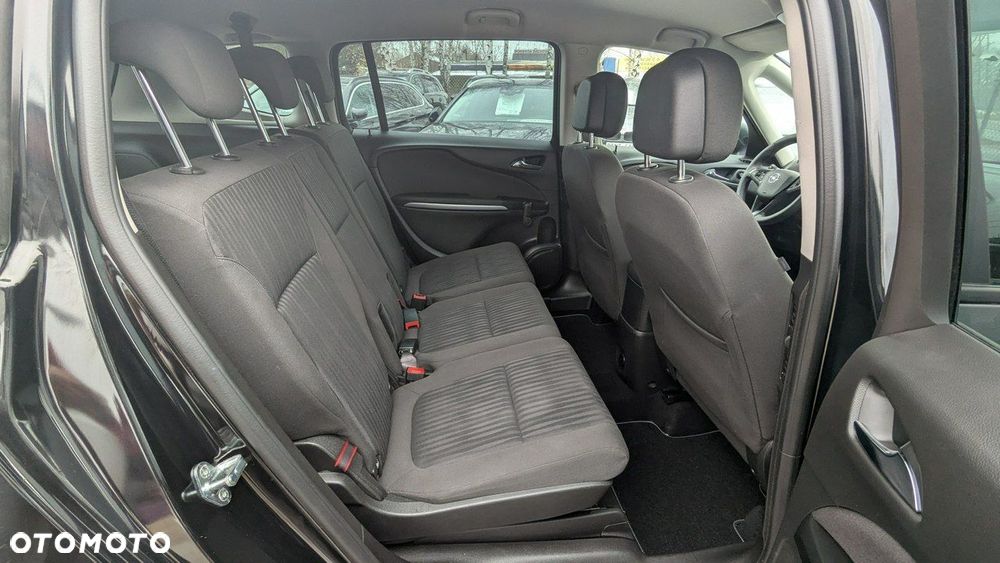 Opel Zafira - 13