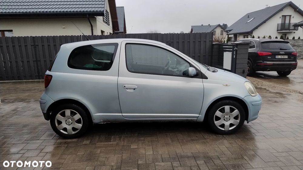 Toyota Yaris 1.0 Edition - 10