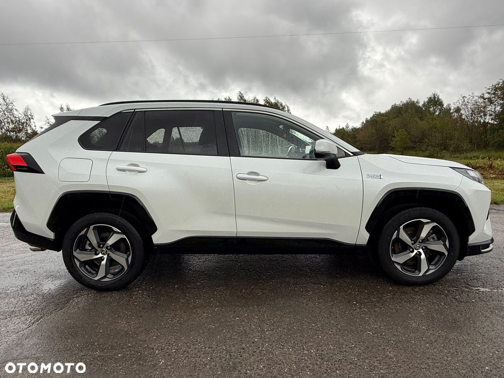 Toyota RAV4 Plug-in-Hybrid - 6