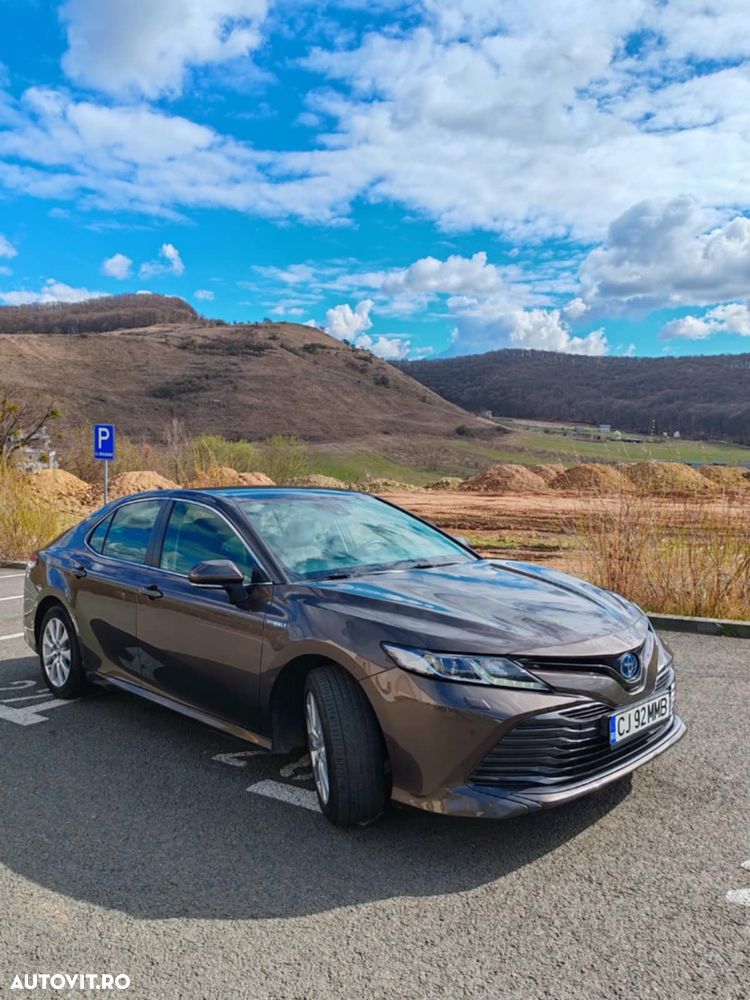 Toyota Camry 2.5 Business - 1