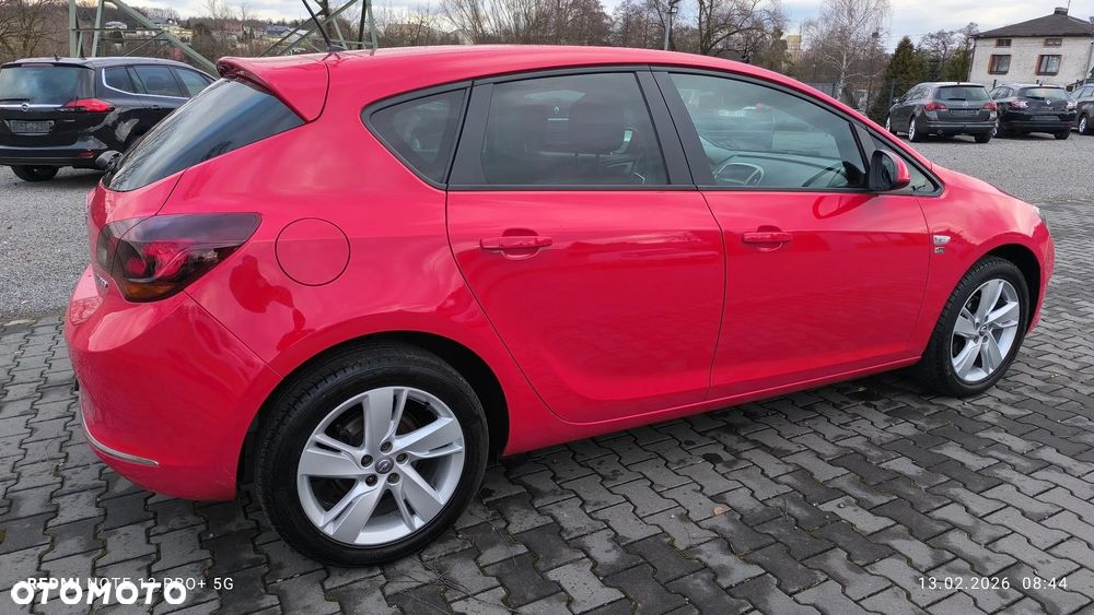 Opel Astra 1.4 Turbo 150 Jahre - 9