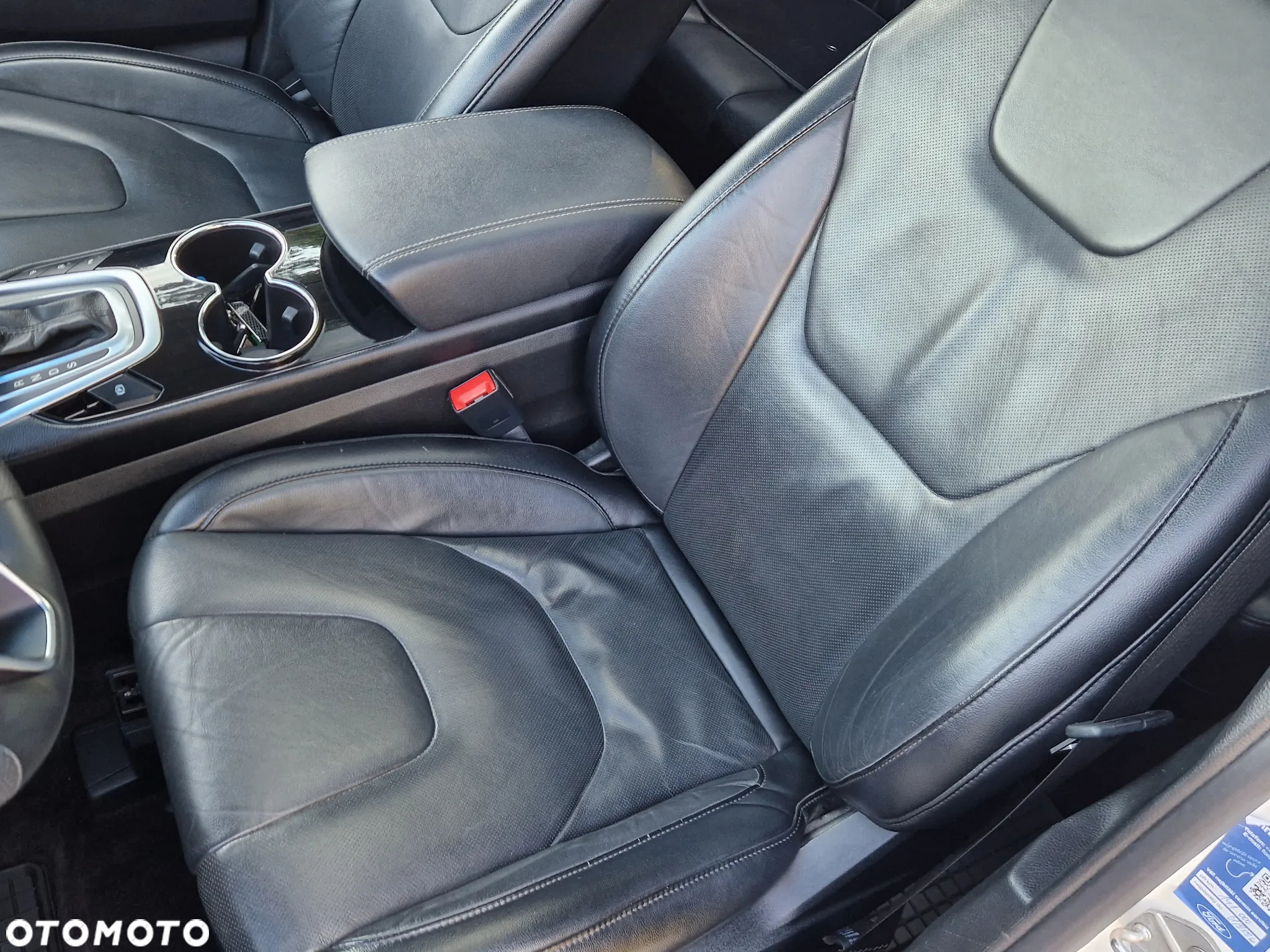 Ford Edge - 16
