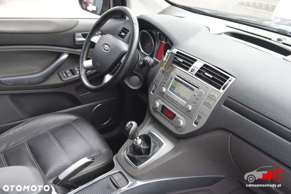 Ford Kuga - 24