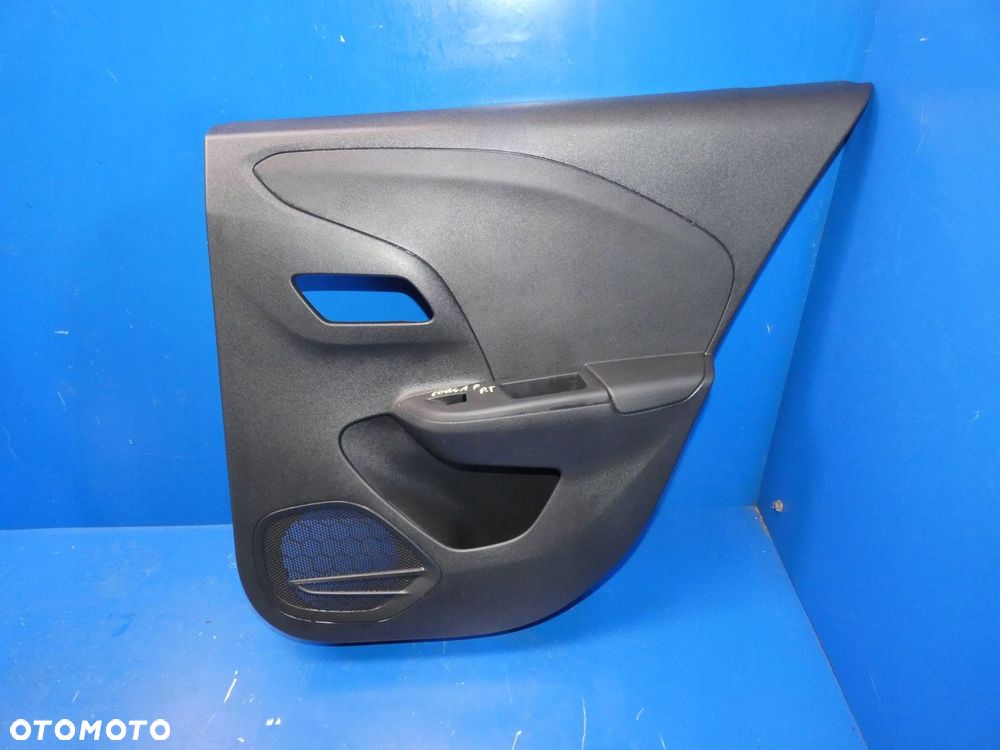 OPEL CORSA F BOCZEK TAPICERKA DRZWI PRAWY TYŁ - 1
