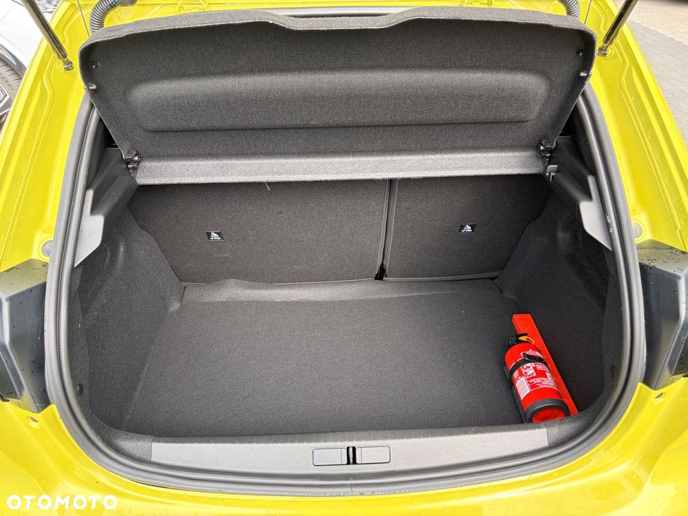 Peugeot 208 - 9