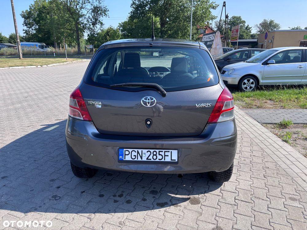 Toyota Yaris 1.33 Luna - 15