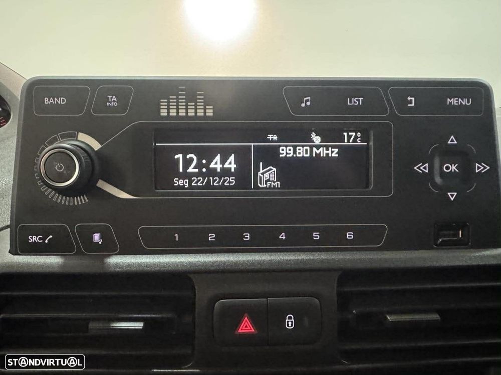 Peugeot Partner 1.5 BlueHDi Pro Standard - 17