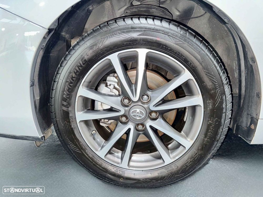 Toyota Verso 1.6 D-4D Comfort - 17