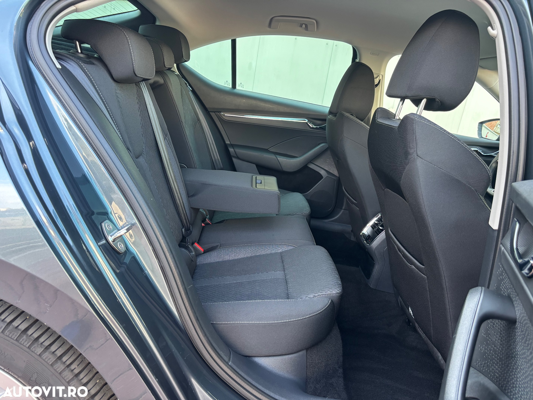 Skoda Octavia 1.0 TSI e-TEC DSG Style - 9