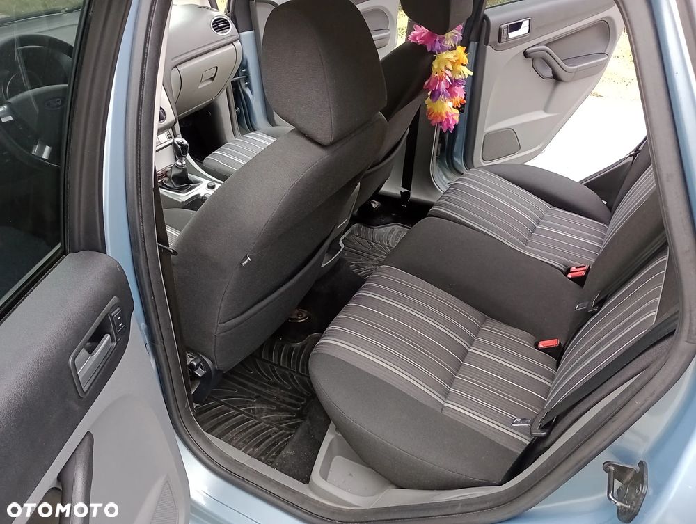 Ford Focus 2.0 TDCi Ghia - 7