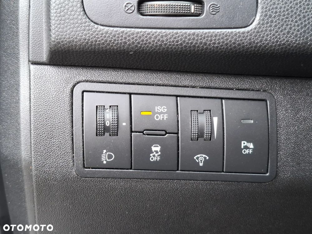 Kia Venga 1.4 CVVT Business Line - 21