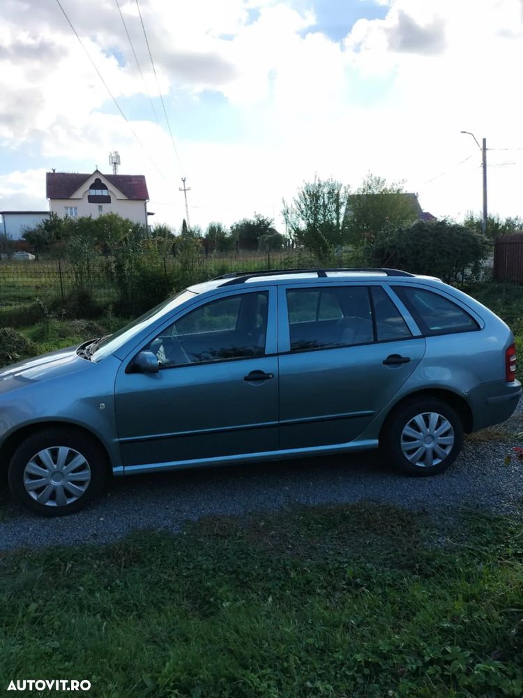Skoda Fabia Combi 1.4 Comfort - 2