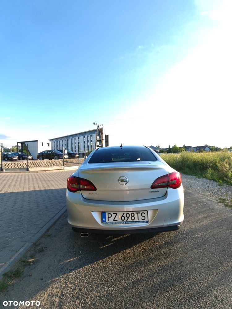 Opel Astra 1.4 T Active - 4