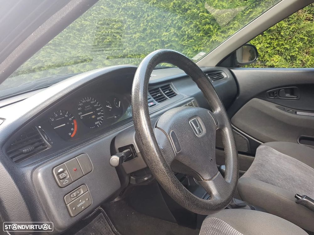 Honda Civic 1.5 LSi - 11