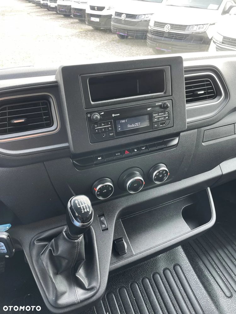 Renault Master - 10